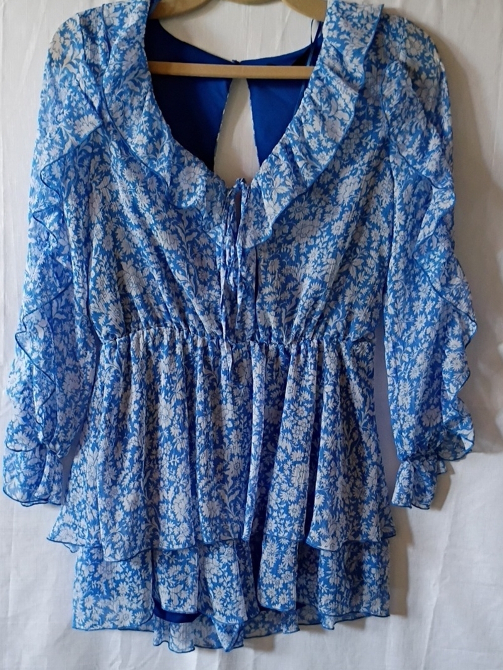 Zara Blue and White Floral Ruffle Short Summer  Dress Size S  Long Sleeve